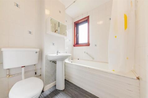 112 Dickson Avenue Dundee-7.JPG