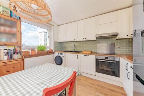 13 Atholl Street Dundee-7.JPG
