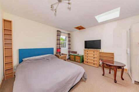 30 High Street Alyth-6.JPG