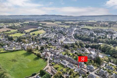 30 High Street Alyth-20.JPG