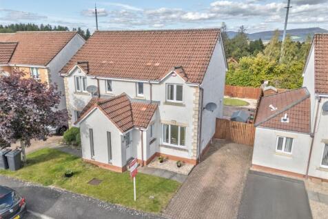 53 Clattowoods Place Dundee-14.JPG