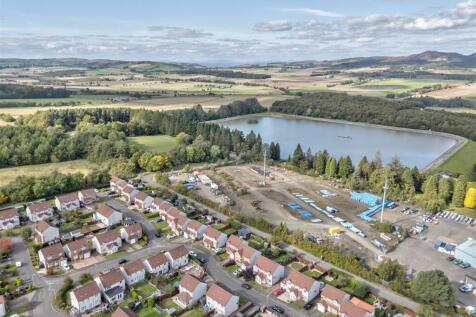 53 Clattowoods Place Dundee-16.JPG