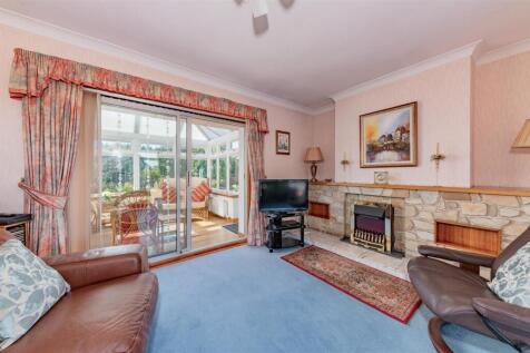 8 Broomwell Gardens Monikie-18.JPG