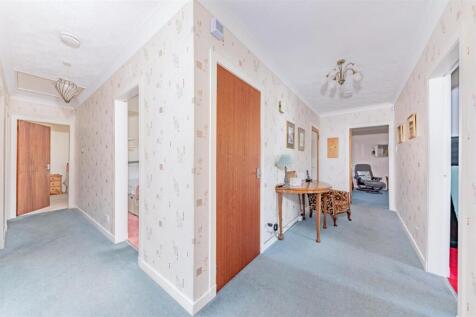 8 Broomwell Gardens Monikie-21.JPG