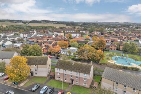 23A Finlow Terrace Dundee-4.JPG