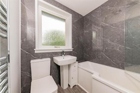 28 Emmock Place Dundee RENTAL-9.JPG