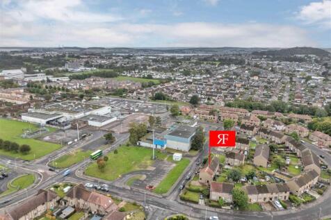 28 Emmock Place Dundee RENTAL-15.JPG