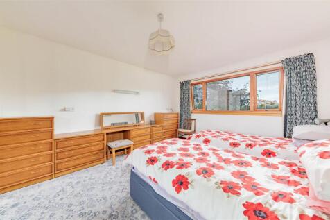 5 Gordon Street BF-4.JPG