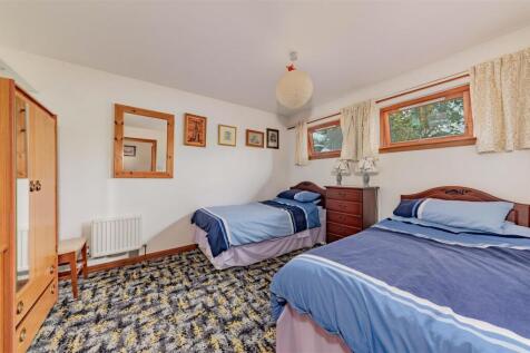 5 Gordon Street BF-6.JPG