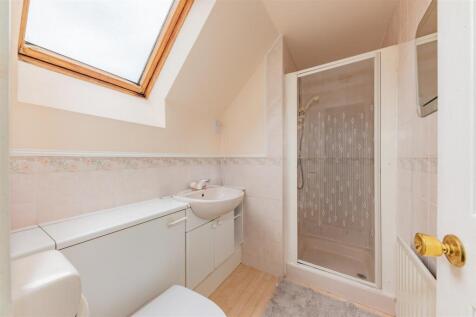 10 Stiven Crescent Kirriemuir-12.JPG