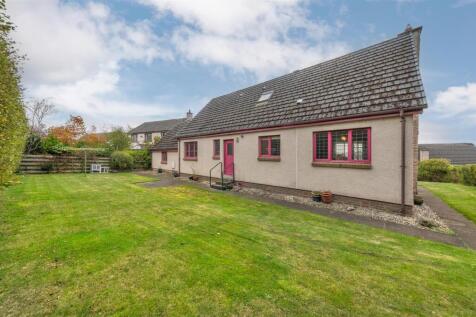 10 Stiven Crescent Kirriemuir-21.JPG