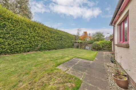 10 Stiven Crescent Kirriemuir-19.JPG