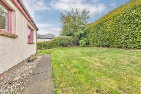 10 Stiven Crescent Kirriemuir-20.JPG