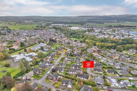 10 Stiven Crescent Kirriemuir-27.JPG