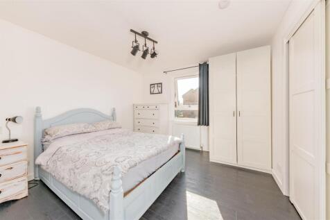 19B Shepherds Loan Dundee-9.JPG