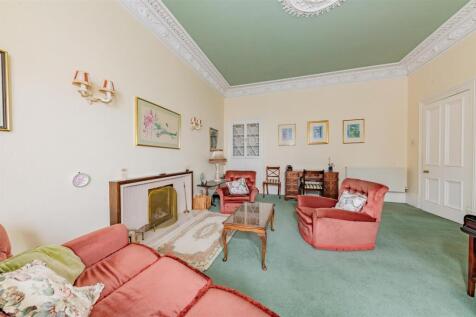 247 Perth Road Dundee-18.JPG