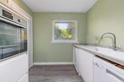 94D Glamis Road Kirriemuir-21.JPG