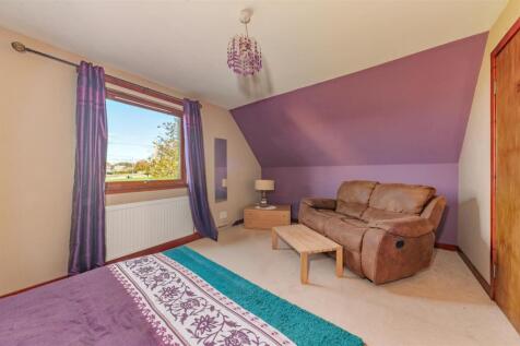 94D Glamis Road Kirriemuir-3.JPG