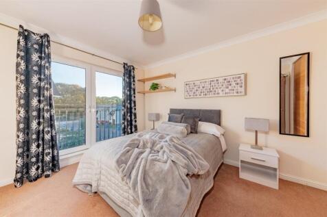 15 Dudhope Gardens Dundee-14.JPG