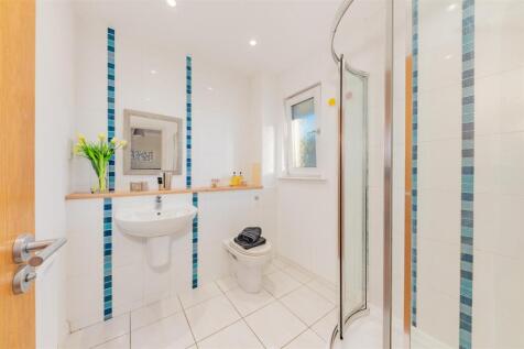 15 Dudhope Gardens Dundee-16.JPG