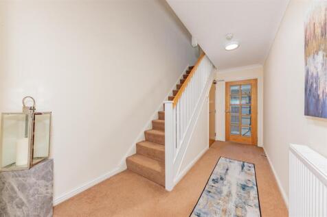 15 Dudhope Gardens Dundee-5.JPG
