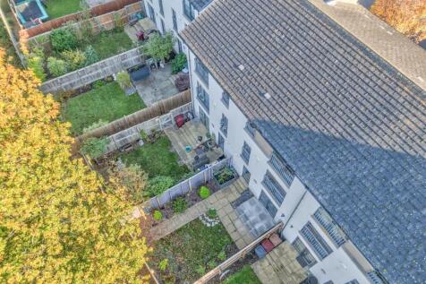 15 Dudhope Gardens Dundee-26.JPG