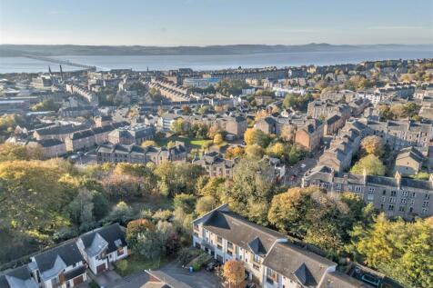 15 Dudhope Gardens Dundee-27.JPG