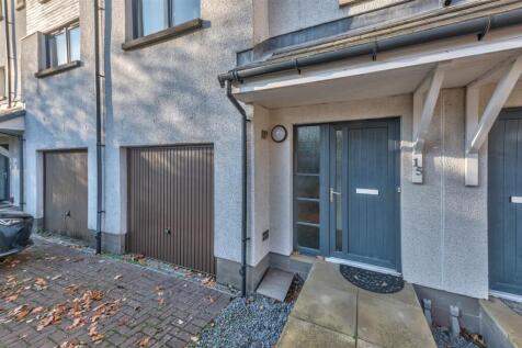 15 Dudhope Gardens Dundee-29.JPG