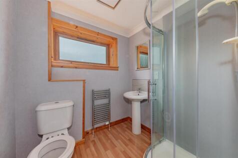 95 Pitreuchie Place Forfar-7.JPG