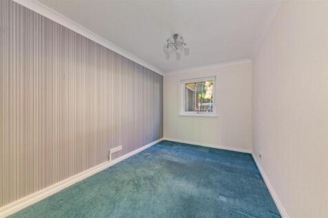 13 Ballinard Gardens BF-3.JPG