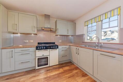 20 Ballumbie Gardens Dundee-7.JPG