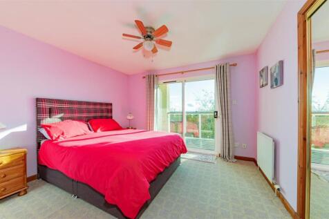 20 Ballumbie Gardens Dundee-11.JPG