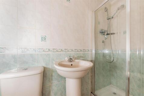 20 Ballumbie Gardens Dundee-13.JPG