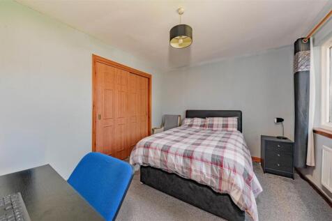 20 Ballumbie Gardens Dundee-17.JPG