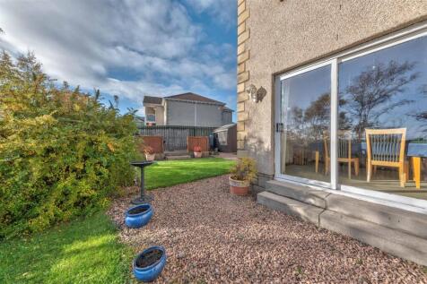 20 Ballumbie Gardens Dundee-27.JPG