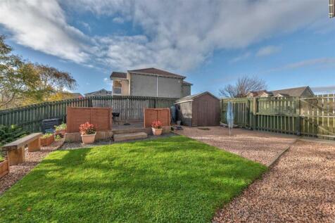 20 Ballumbie Gardens Dundee-30.JPG