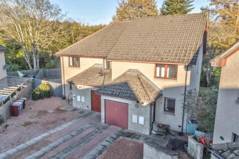 13 Harestane grove Dundee-2.JPG