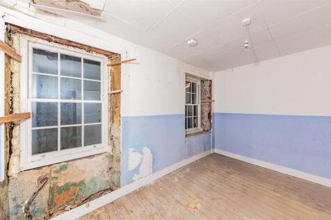 202A High Street Montrose-5.JPG