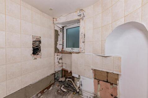 202A High Street Montrose-4.JPG