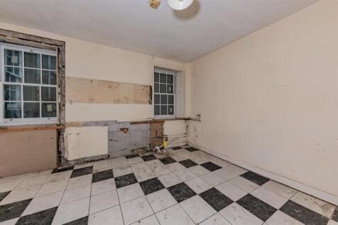 202B High Street Montrose-6.JPG