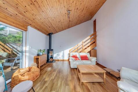 20 The Logan Liff-13.JPG