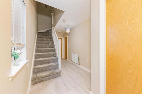 19 Greenfield Crescent Dundee-11.JPG