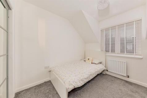 19 Greenfield Crescent Dundee-10.JPG