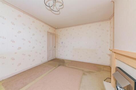 4 Wetherby Place Dundee-7.JPG