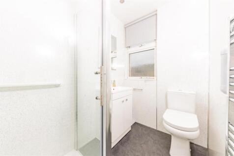 4 Wetherby Place Dundee-12.JPG