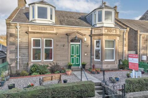 441 Strathmartine Road Dundee-2.JPG