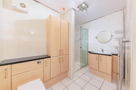 6 Greenbourne Gardens Monifieth (6).JPG