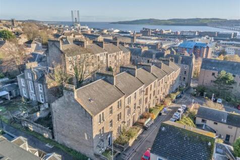 11D Bonnybank Road Dundee-2.JPG