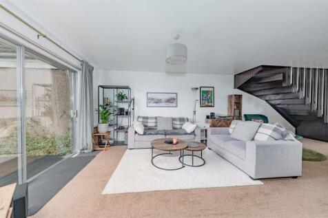 5 Malcolm Crescent Monifieth-15.JPG