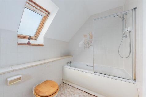 5 Malcolm Crescent Monifieth-8.JPG